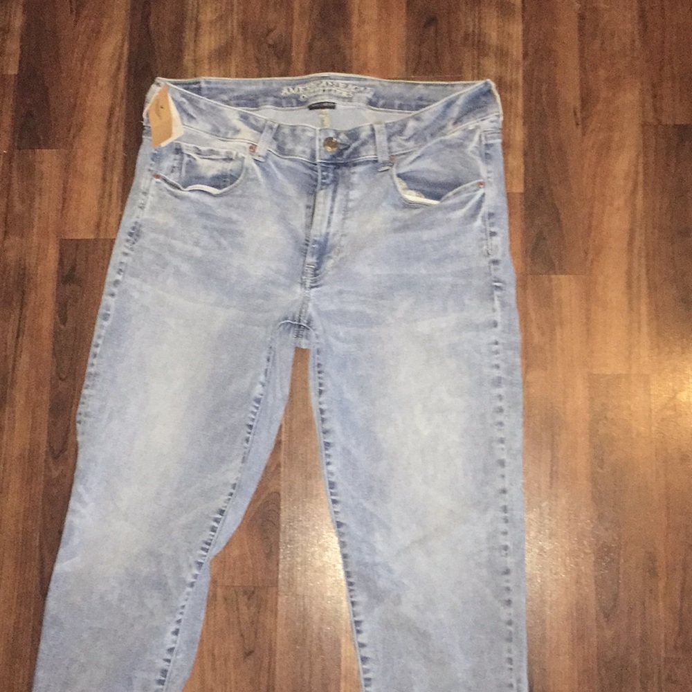 BRAND NEW AMERICAN EAGLE JEANS!!!!
